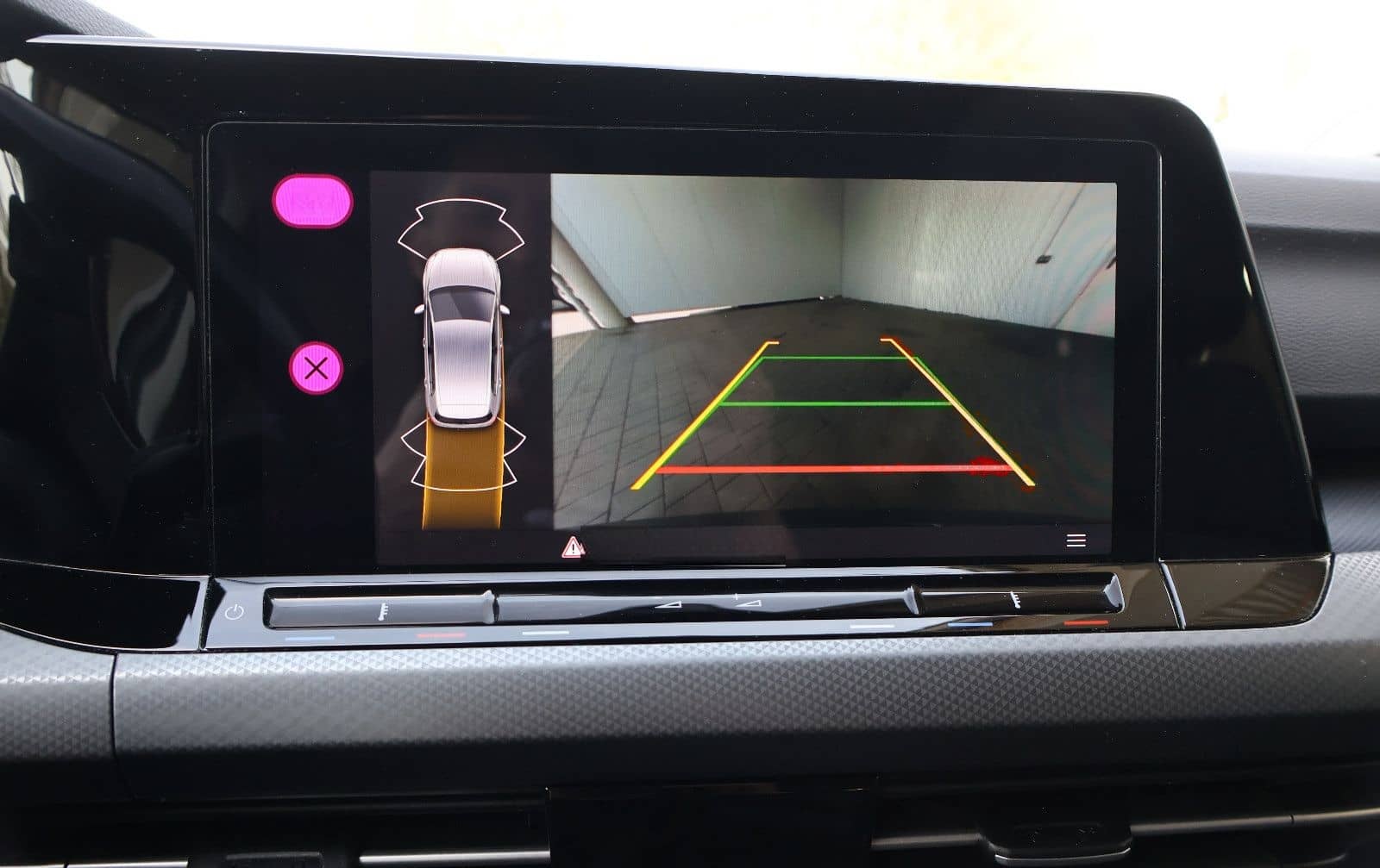 Volkswagen Golf VIII 2.0 TDI Active AID+ACC+KAM+LED+AHK foto 9