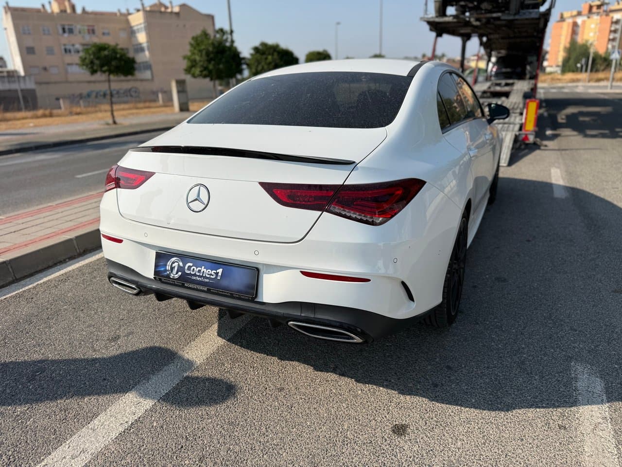 Mercedes-Benz CLA blanco importado desde Alemania y entregado en España