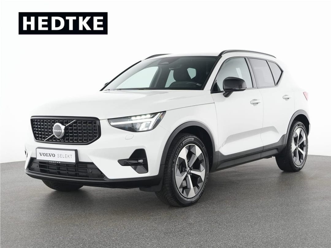 Volvo XC40 B4 Plus Dark 2022