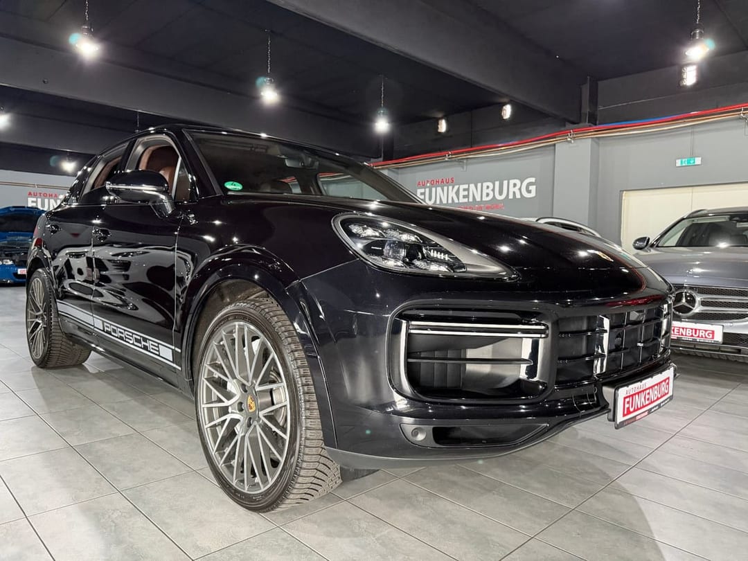 Porsche Cayenne Turbo APPROVED 2018