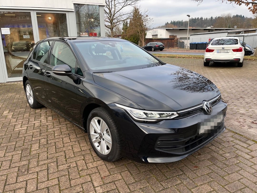 Volkswagen Golf VIII 1.5 TSI Life 2024
