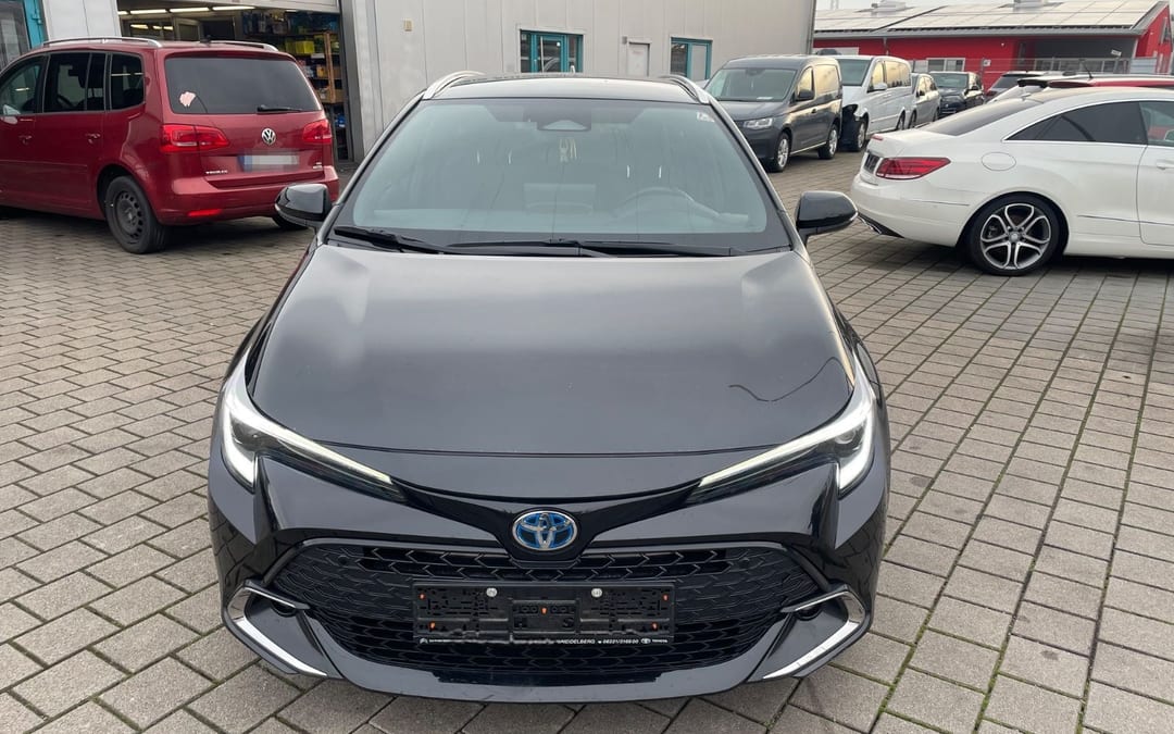 Toyota Corolla Touring Sports Hybrid Team D 2023