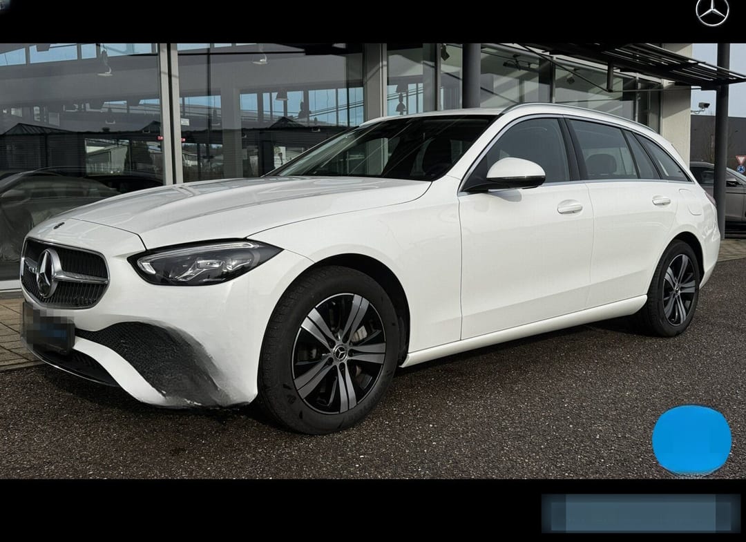 Mercedes-Benz C300e T AVANTGARDE 2024