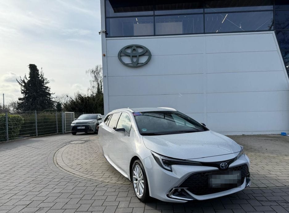 Toyota Corolla 1.8 Hybrid Touring Sports Teamplayer 2025