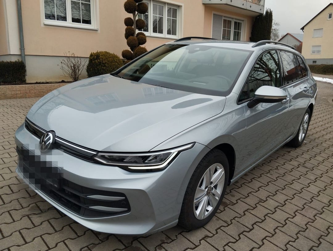 Volkswagen Golf VIII Variant 2.0 TDI 110 2024