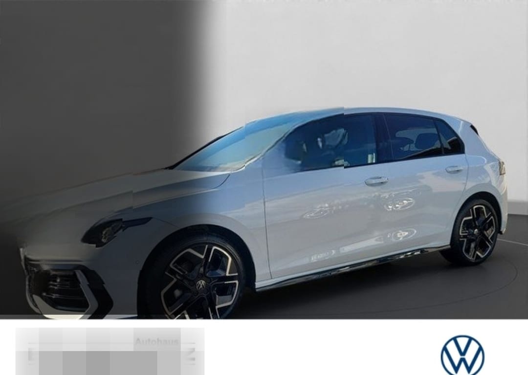 Volkswagen Golf VIII 1.5 eTSI DSG R-Line 2026