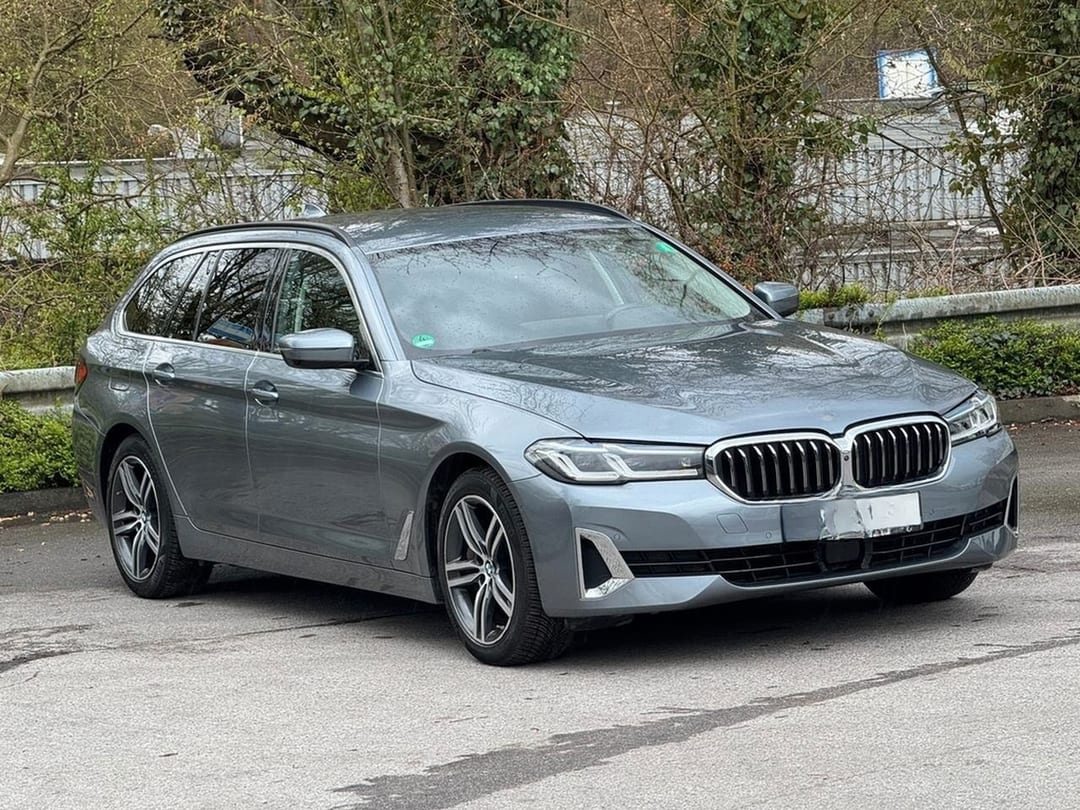 BMW Touring 530 d xDrive Luxury Line 2021
