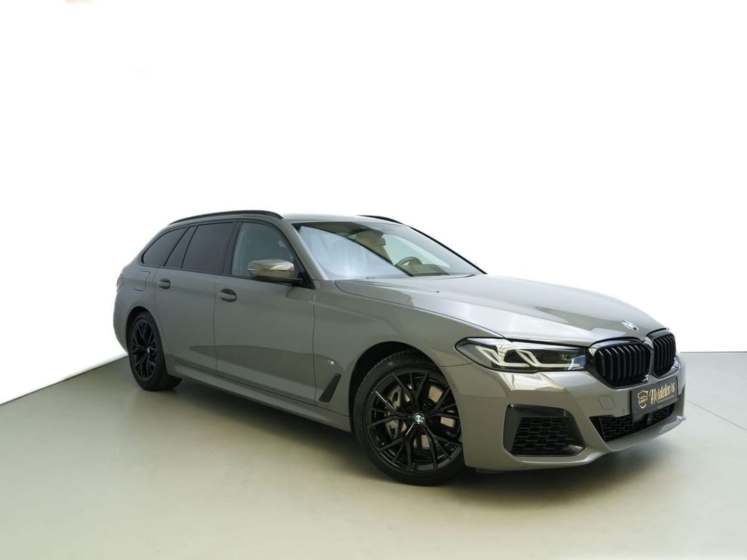 BMW 540 i xDrive M Sport INDIVIDUAL 2022