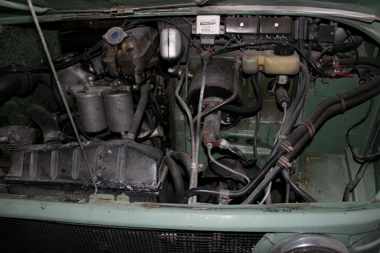 Mercedes-Benz Unimog 421 Cabrio foto 25