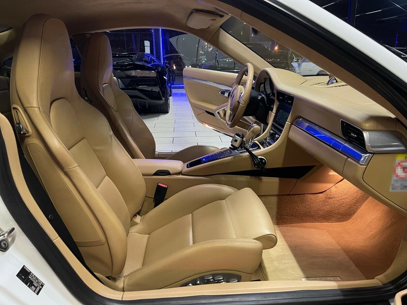 Porsche 911 Turbo 1H DE-AUTO BURMESTER CHRONO 18WEGE CAM foto 14