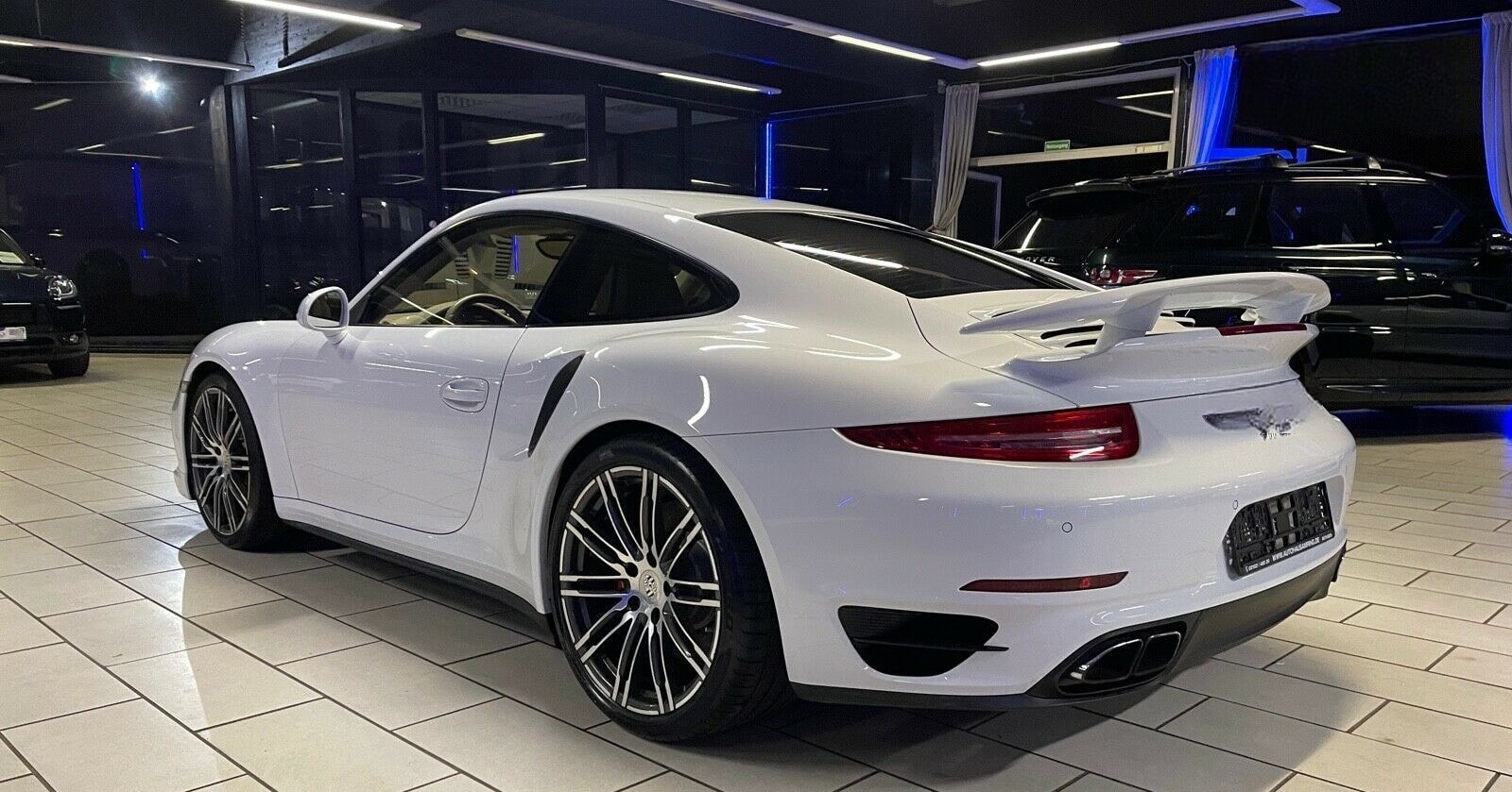 Porsche 911 Turbo 1H DE-AUTO BURMESTER CHRONO 18WEGE CAM foto 6