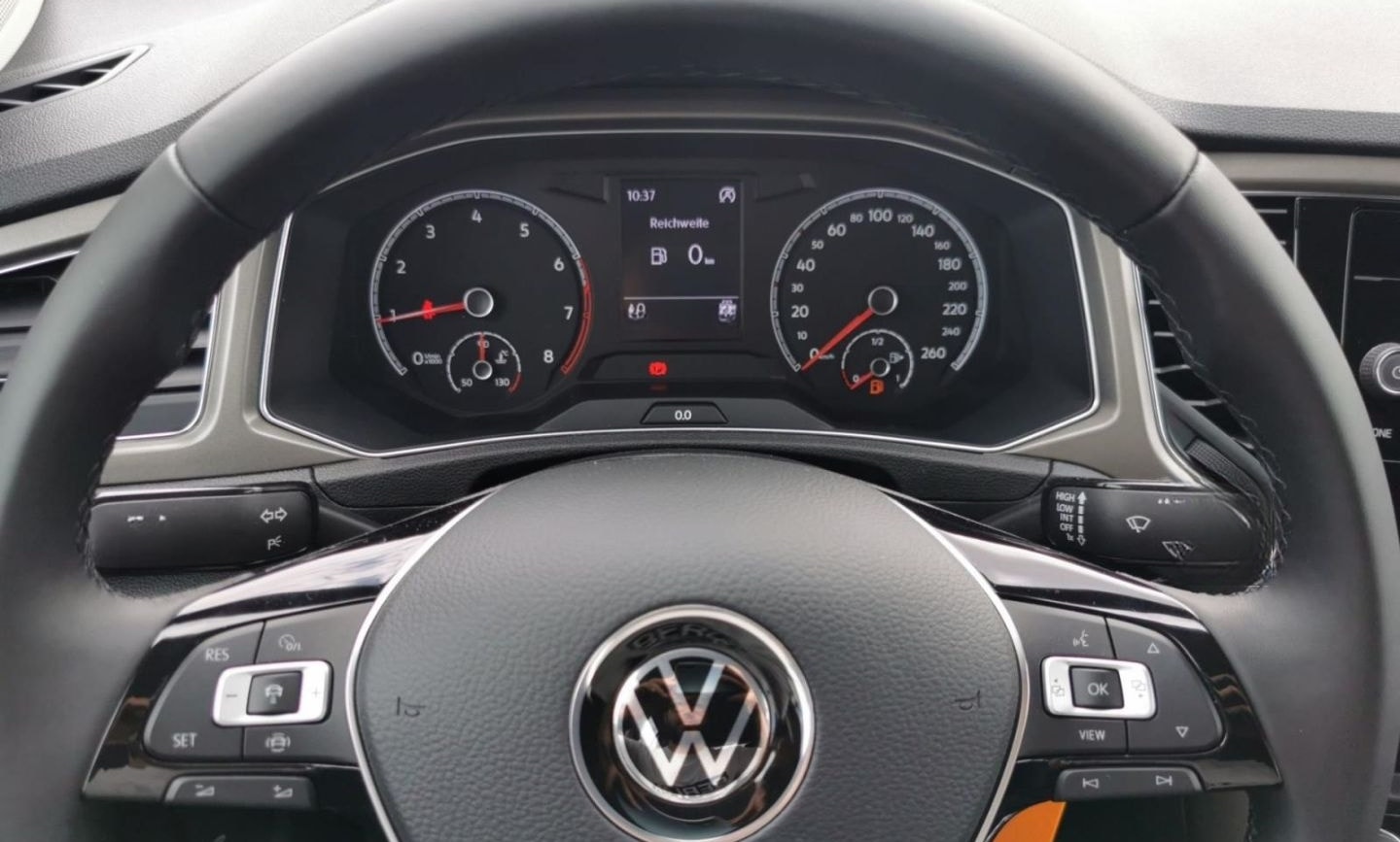 Volkswagen T-Roc Style Navi Rückfahrkam. PDCv+h CarPlay BT foto 18