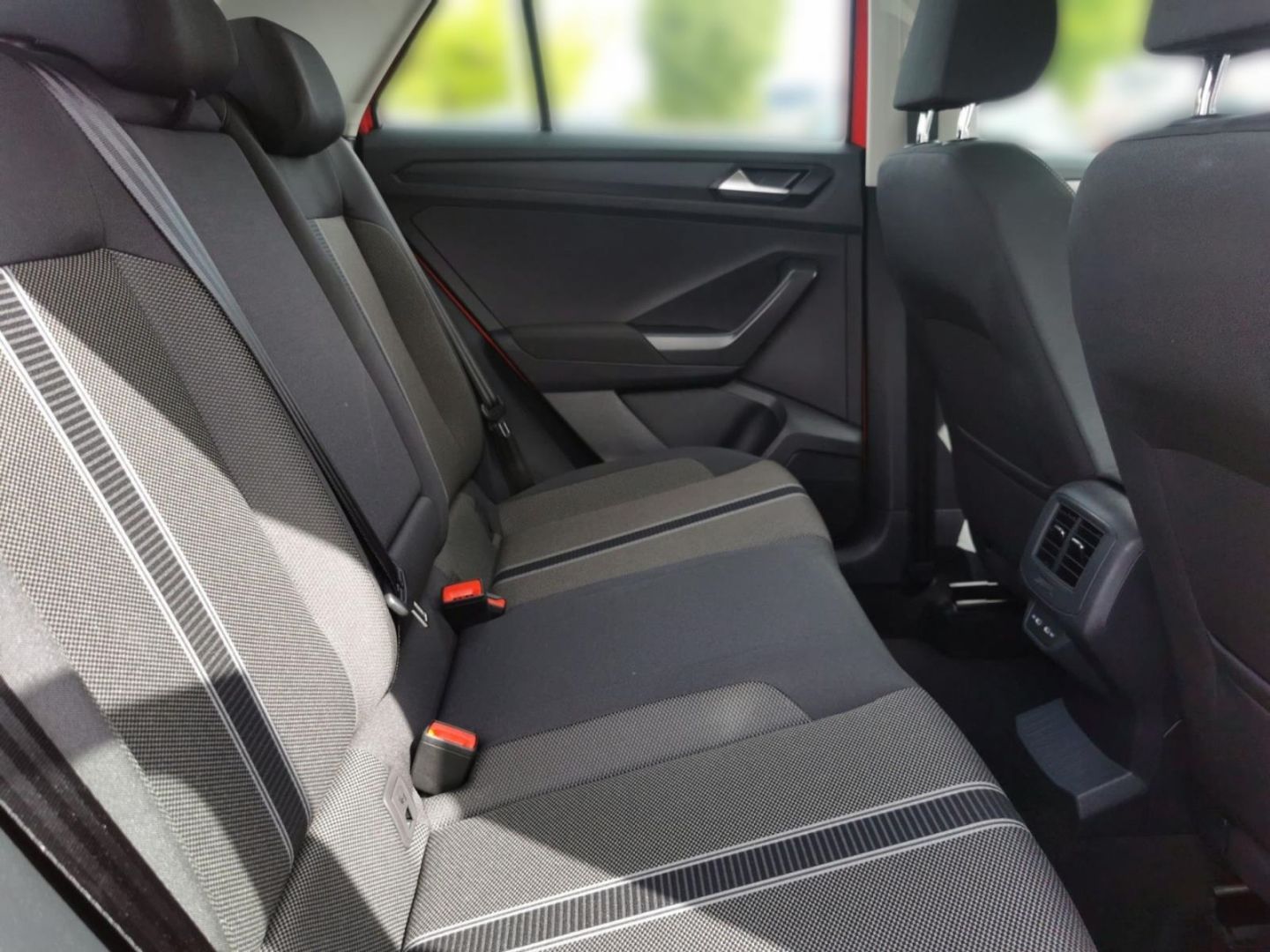 Volkswagen T-Roc Style Navi Rückfahrkam. PDCv+h CarPlay BT foto 22