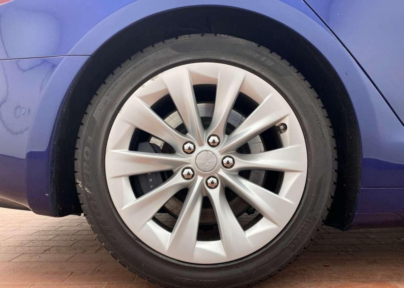 Tesla Model S 75 foto 14