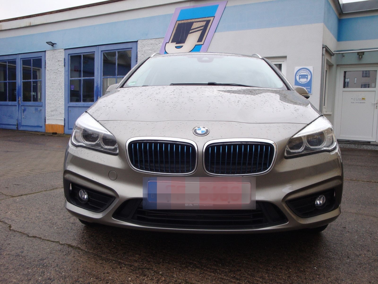 BMW 225 Baureihe 2 Active Tourer 225 xe Advantage foto 2