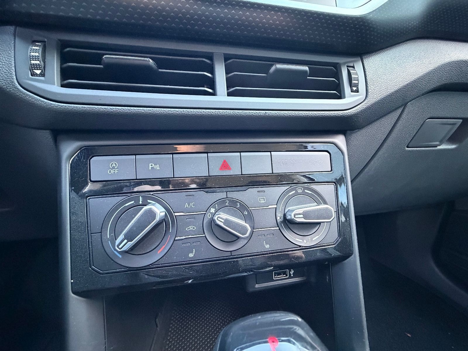 Volkswagen T-Cross 1.0 TSi Life DSG Navi/Parkp./Sitzheizung foto 16