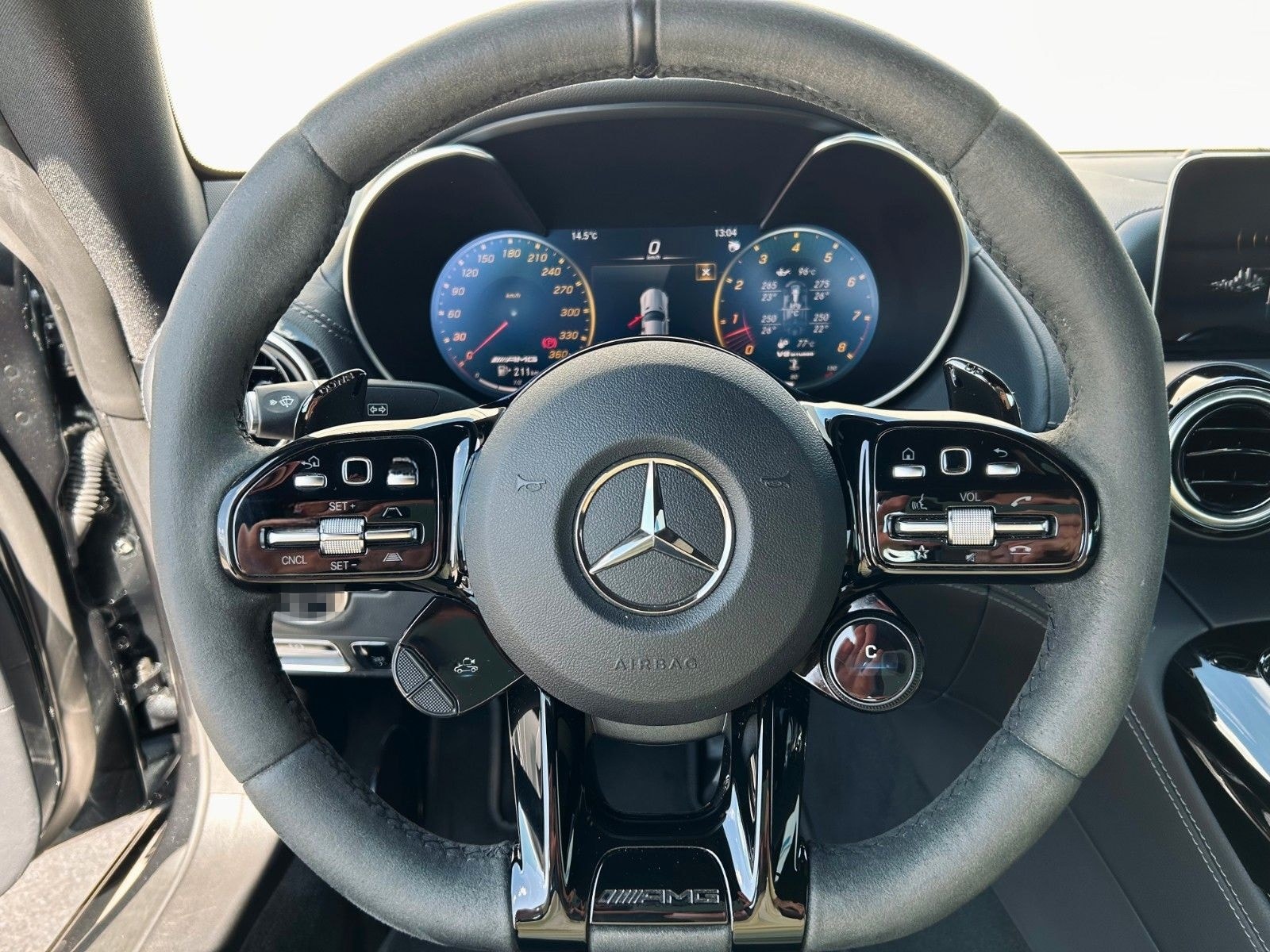 Mercedes-Benz AMG GT S foto 11