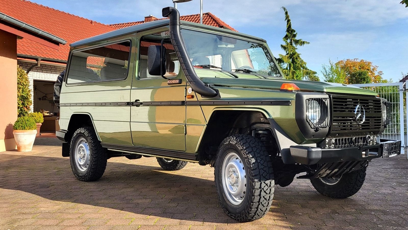 Mercedes-Benz 300GD"Zypressengrün"1 von 372 Stück! foto 2