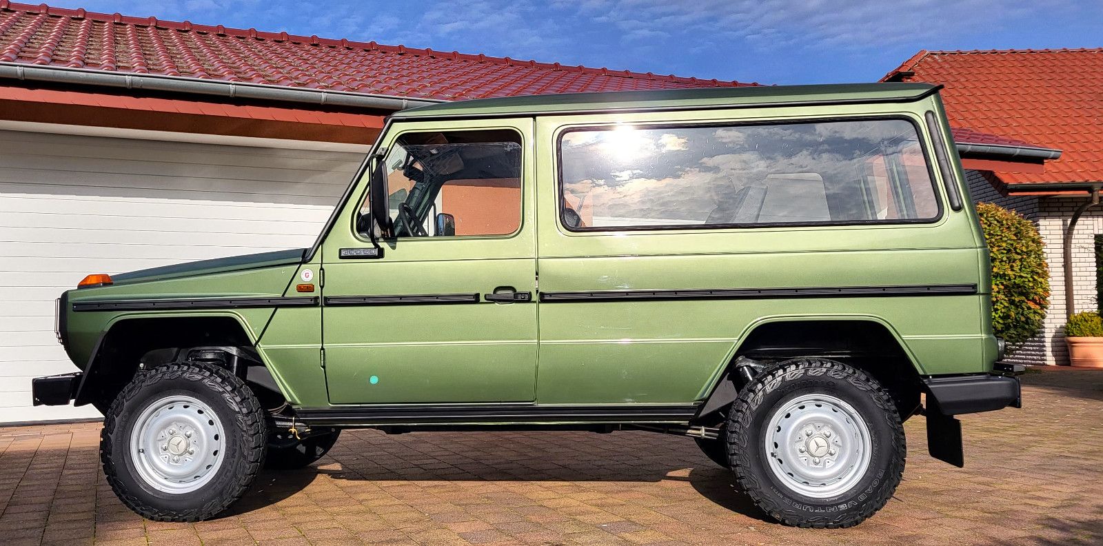 Mercedes-Benz 300GD"Zypressengrün"1 von 372 Stück! foto 12