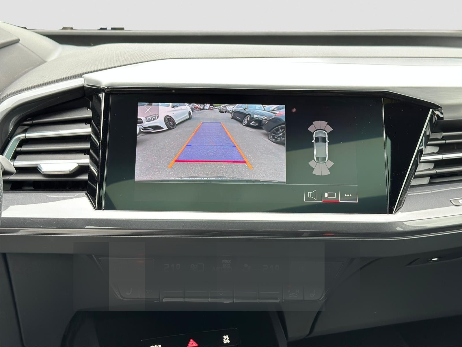 Audi Q4 e-tron 50 quattro*S-LINE* MATRIX/ACC/PANO/HUD foto 10