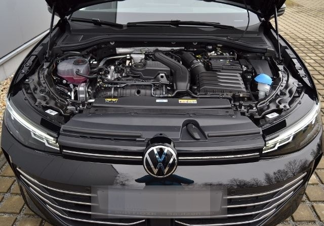 Volkswagen Passat Variant 1.5 eTSI DSG Business AHK/LED/18- foto 12