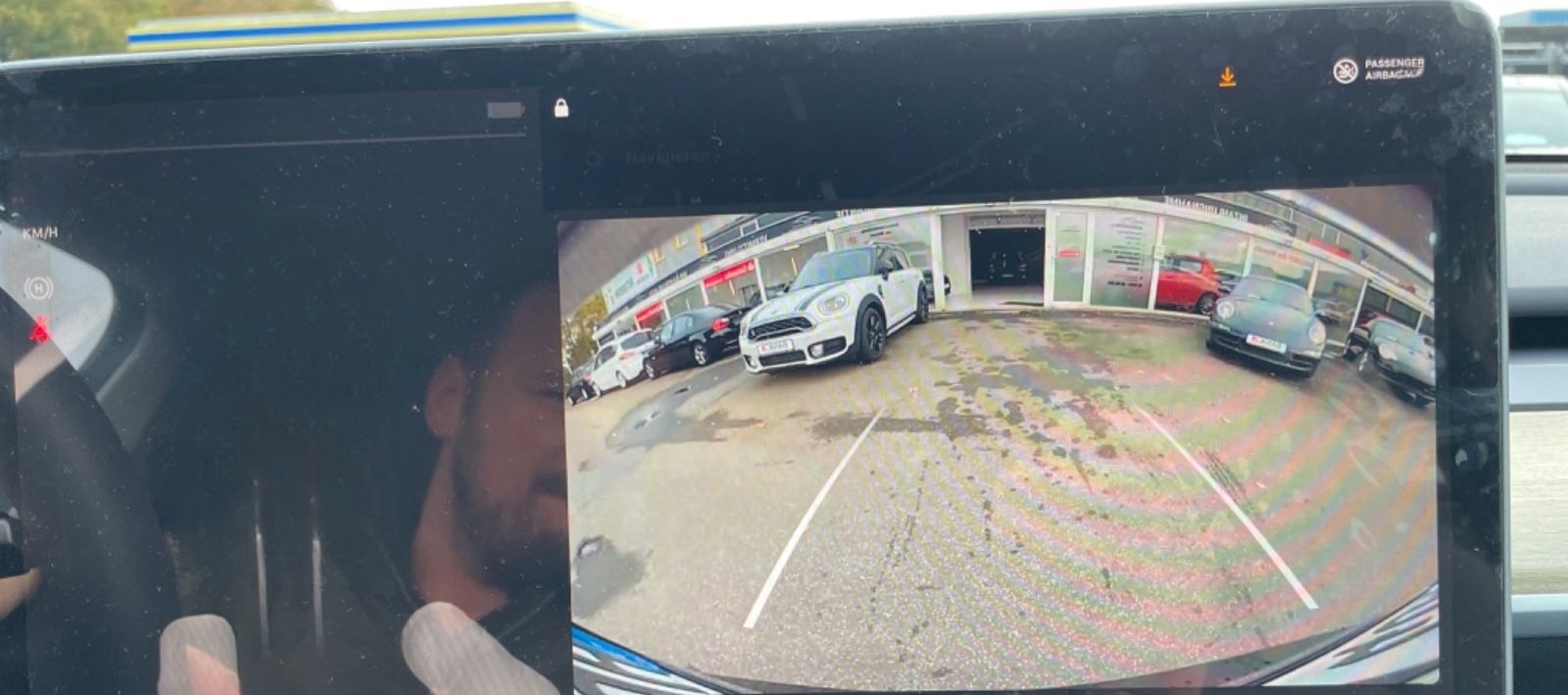 Tesla Model Y Basis RWD Garantie 1.Hand foto 8