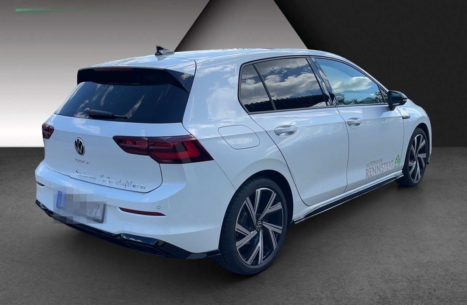 Volkswagen Golf VIII R-Line 1.5 eTSI *Pano*Black-Style* foto 4