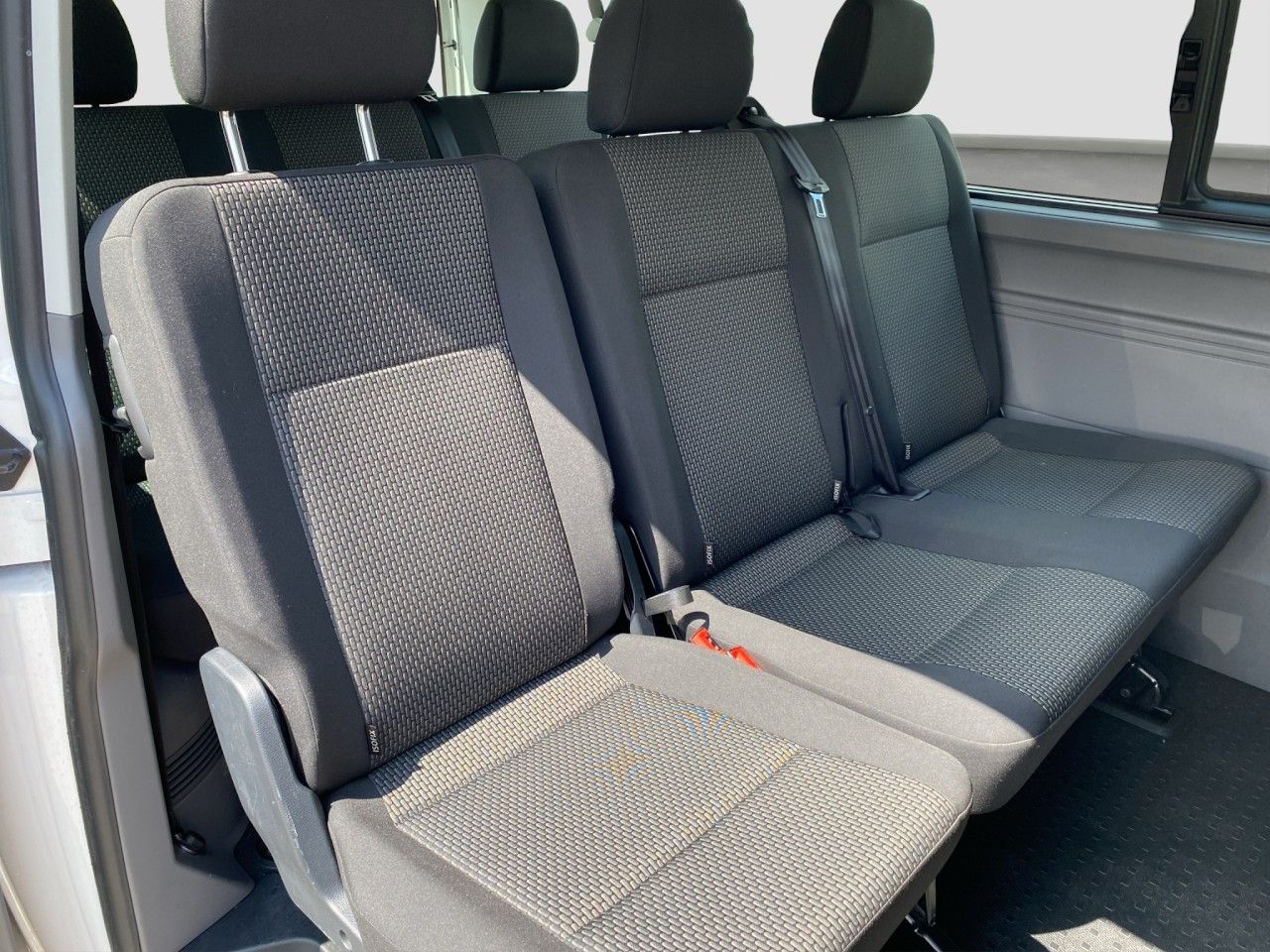 Volkswagen T6.1 2.0 TDI Caravelle PDC KLIMA 9 Sitzer Klima foto 10