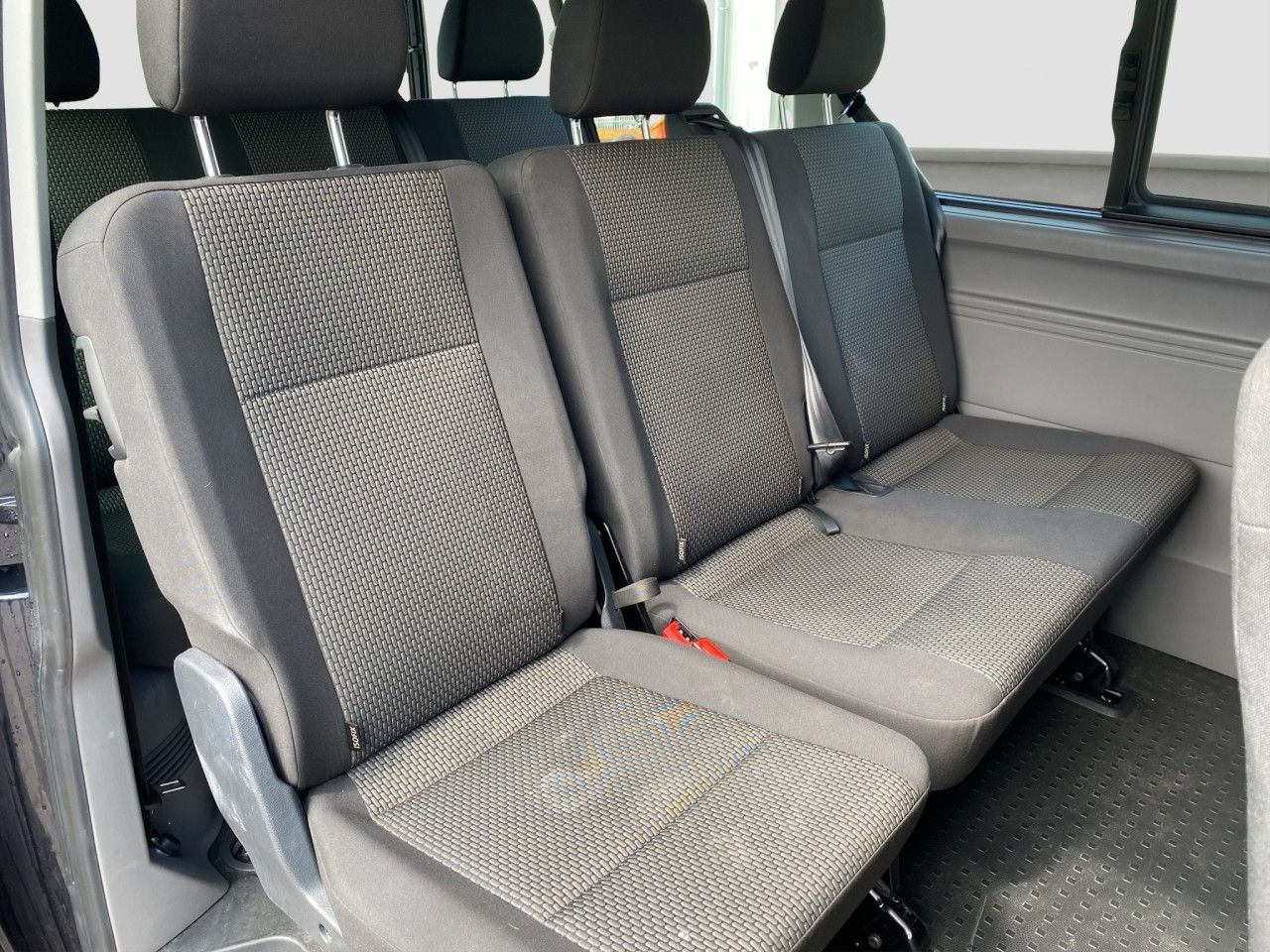 Volkswagen T6.1 2.0 TDI Caravelle PDC KLIMA 9 Sitzer Klima foto 10