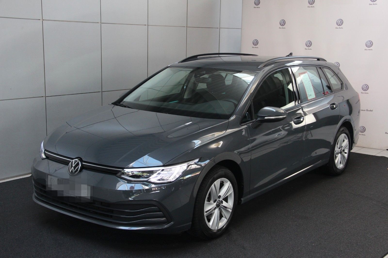 Volkswagen Golf 8 Life 1.5 TSI LED AHK Nav ACC LaneASS LED foto 1