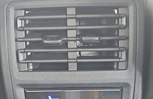 Volkswagen Golf VIII Variant 2.0 TSI 4MOTION DSG R-Line Spo foto 20