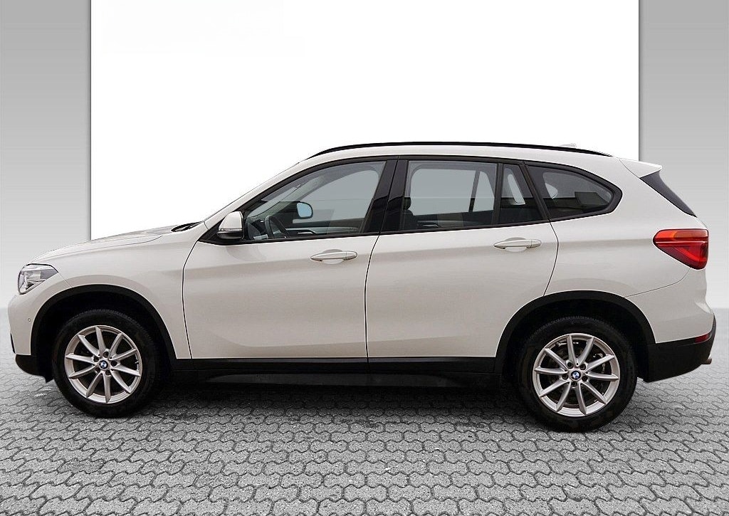 BMW X1 sDrive18d Advantage +NAVI+SHZ+LED+PDC+LM+ foto 9