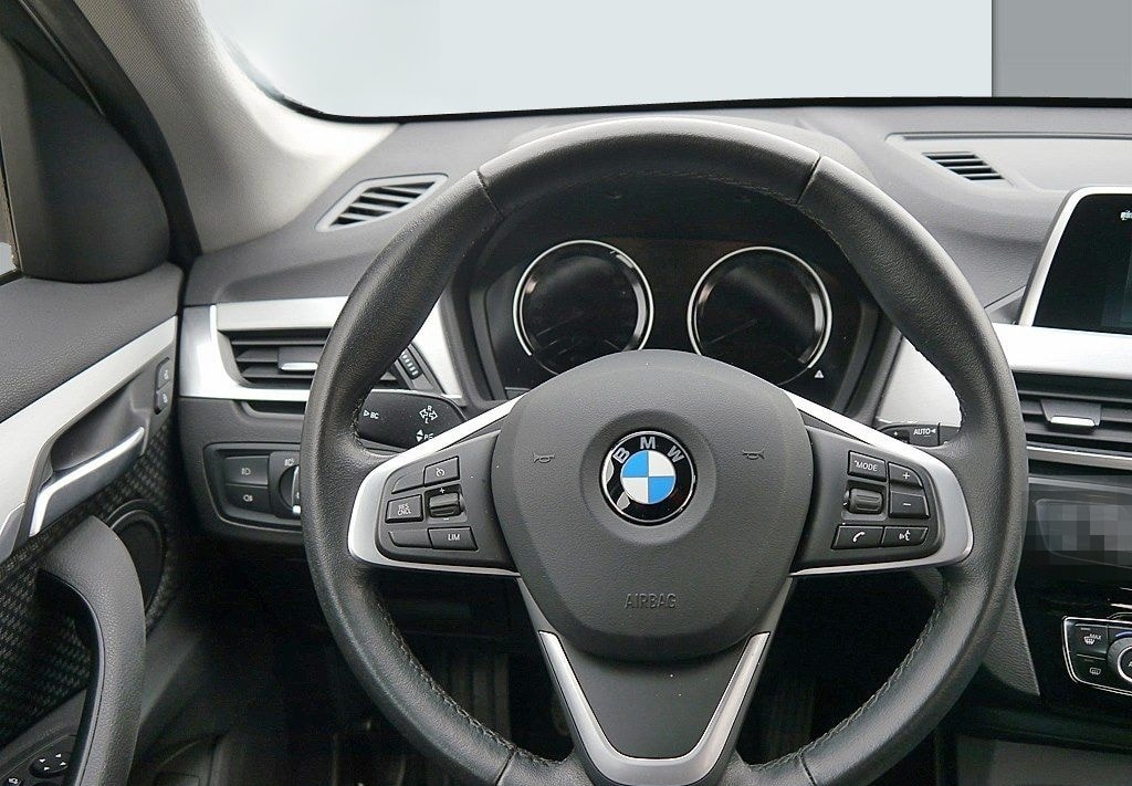 BMW X1 sDrive18d Advantage +NAVI+SHZ+LED+PDC+LM+ foto 12