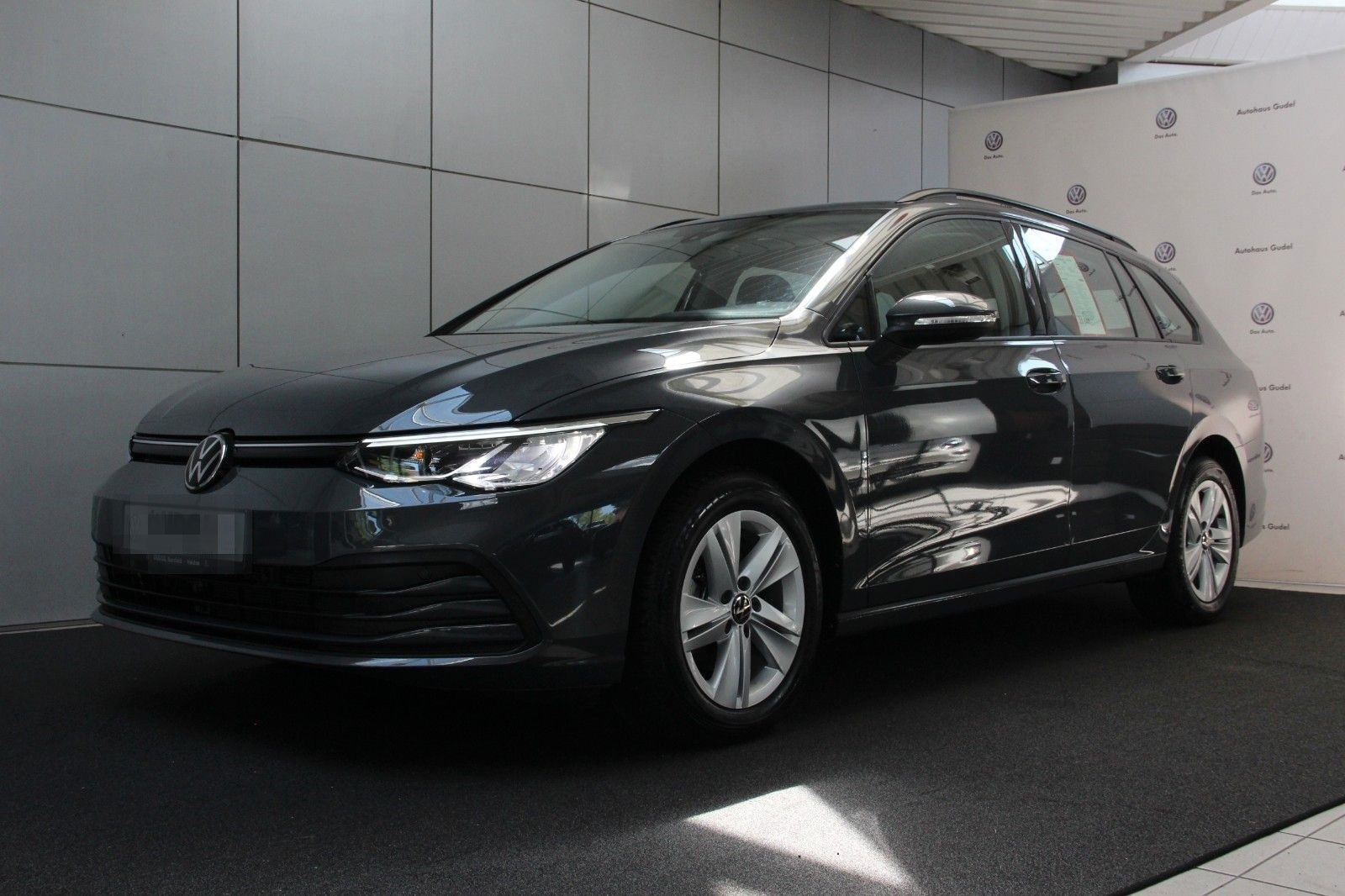 Volkswagen Golf 8 1.5 TSI"Life"LED AHK Nav LaneASS App foto 2