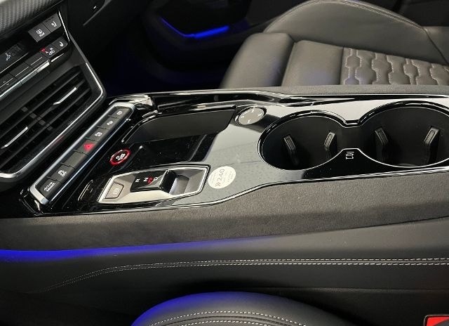 Audi RS e-tron GT quattro foto 10