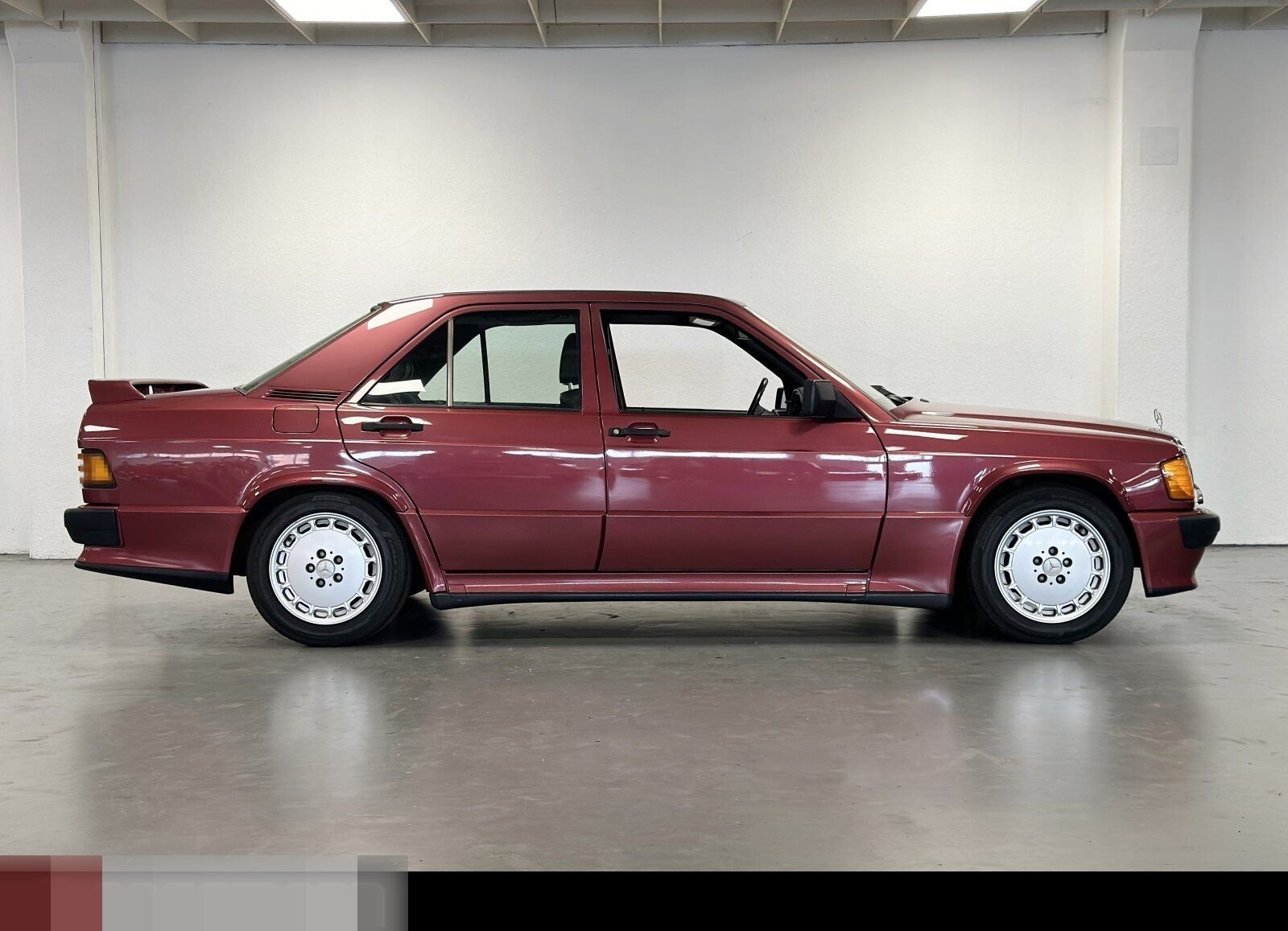 Mercedes-Benz 190 E 2.5-16 KAT Limousine - W201 foto 2