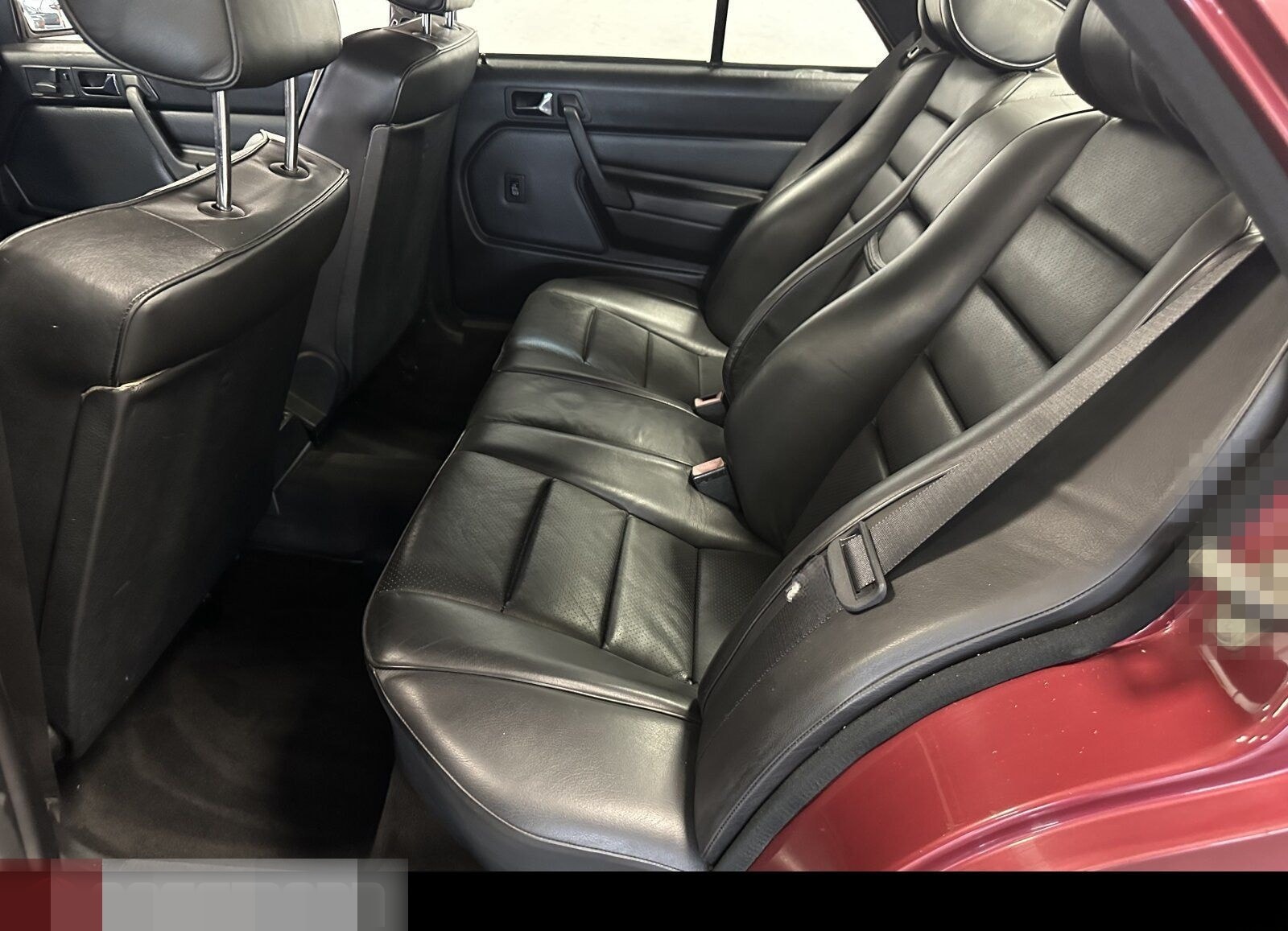 Mercedes-Benz 190 E 2.5-16 KAT Limousine - W201 foto 16