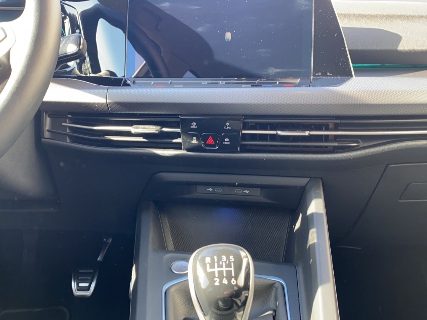 Volkswagen Golf VIII Active 1.5TSI 6-Gang AHK,SHZ,RFK,DAB+, foto 14