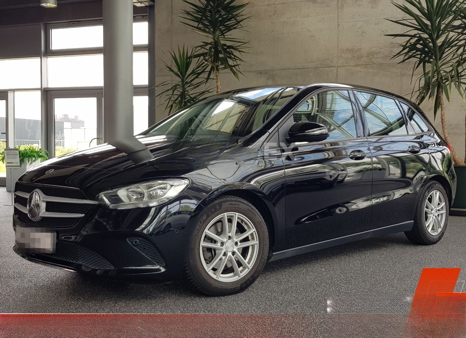 Mercedes-Benz B200d Automatik Navi Sitzhzg. DAB Business Temp. foto 1