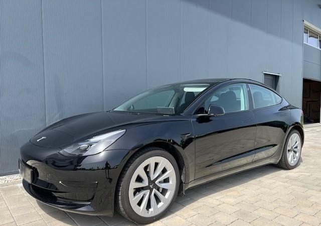 Tesla Model 3 Standard Range Plus RWD Dt. Modell TOP foto 2