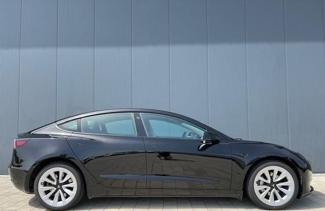 Tesla Model 3 Standard Range Plus RWD Dt. Modell TOP foto 4