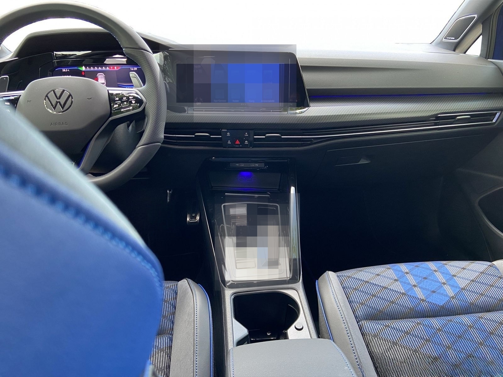 Volkswagen Golf R Variant 2.0 TSI 4Motion 235 kW (320 PS) foto 15