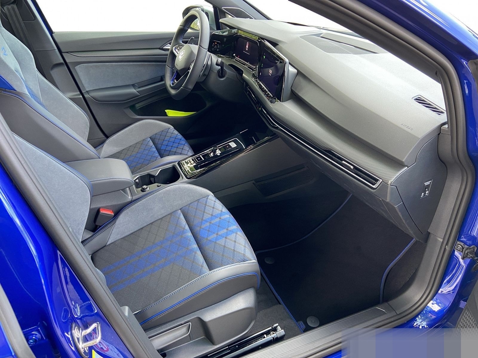 Volkswagen Golf R Variant 2.0 TSI 4Motion 235 kW (320 PS) foto 10