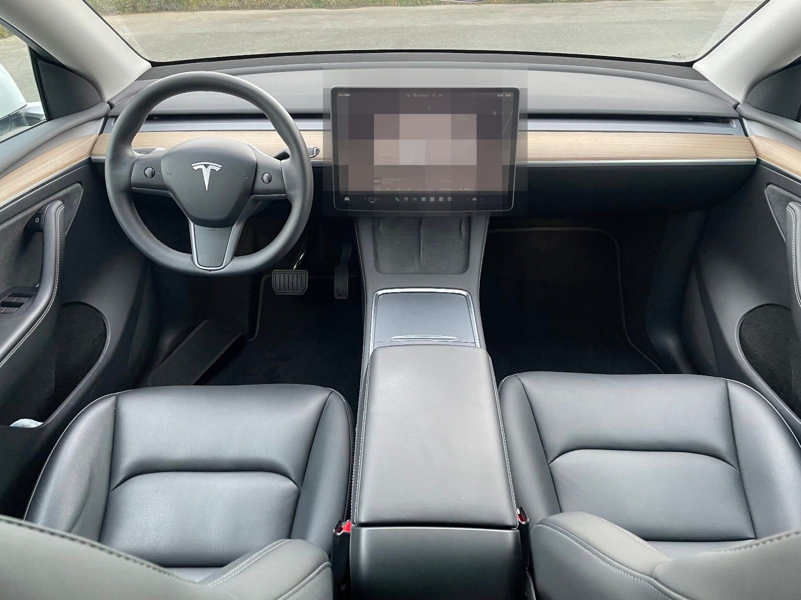 Tesla Model Y Long Range Dual AWD 20 Zoll foto 14