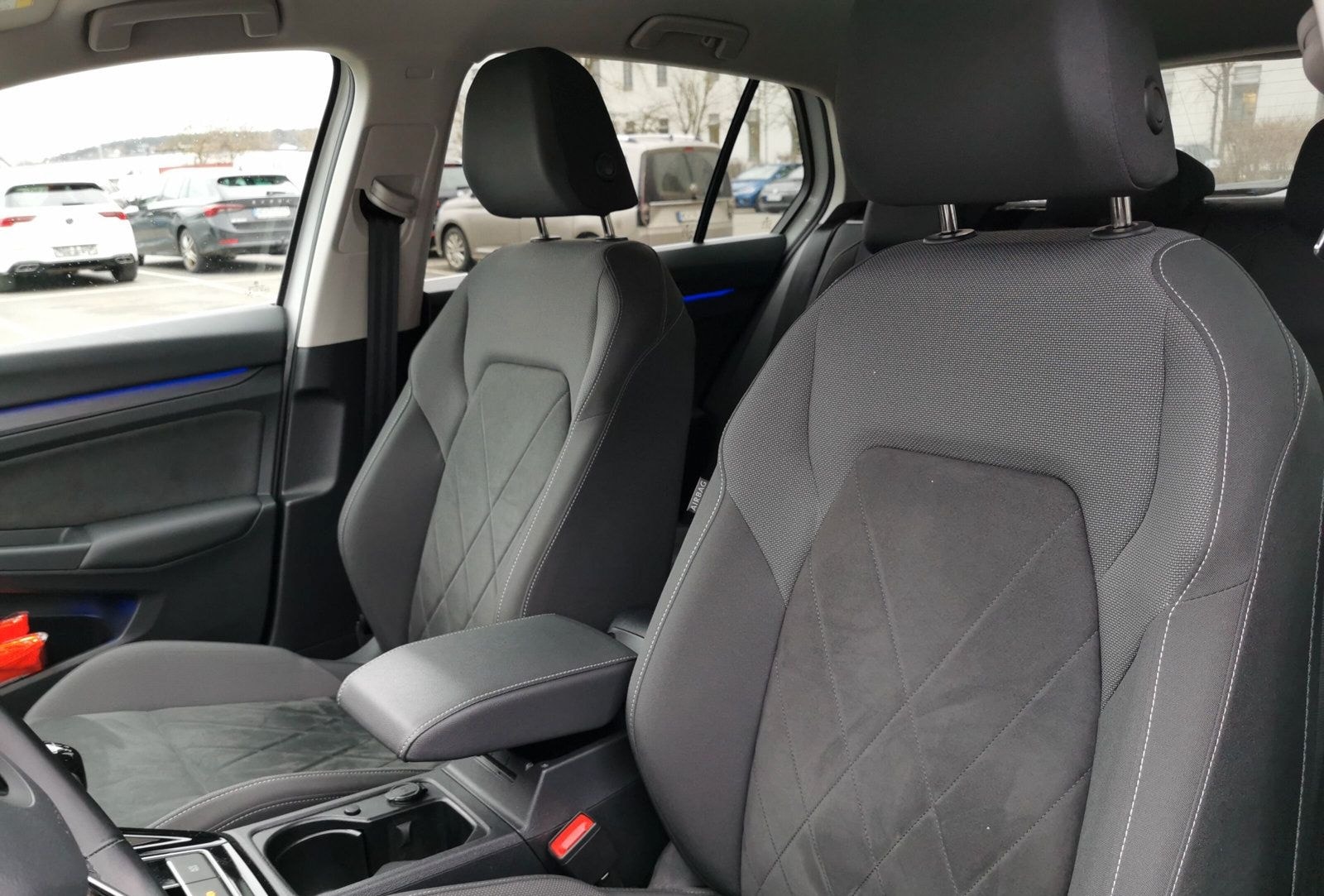 Volkswagen Golf Style 1.5 TSI LED AHK ACC Navi RearView foto 12