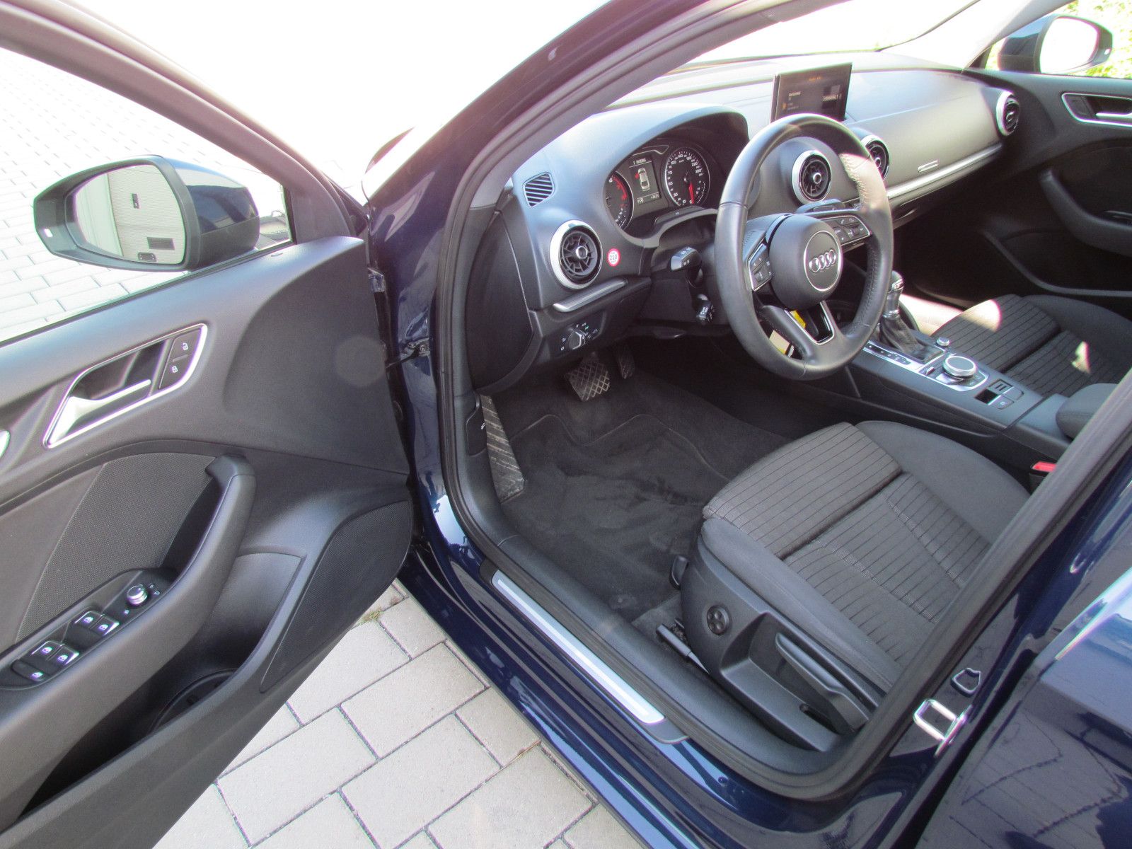 Audi A3 Limousine 35 TFSI sport/ACC/Sitzheizung/MMI foto 9