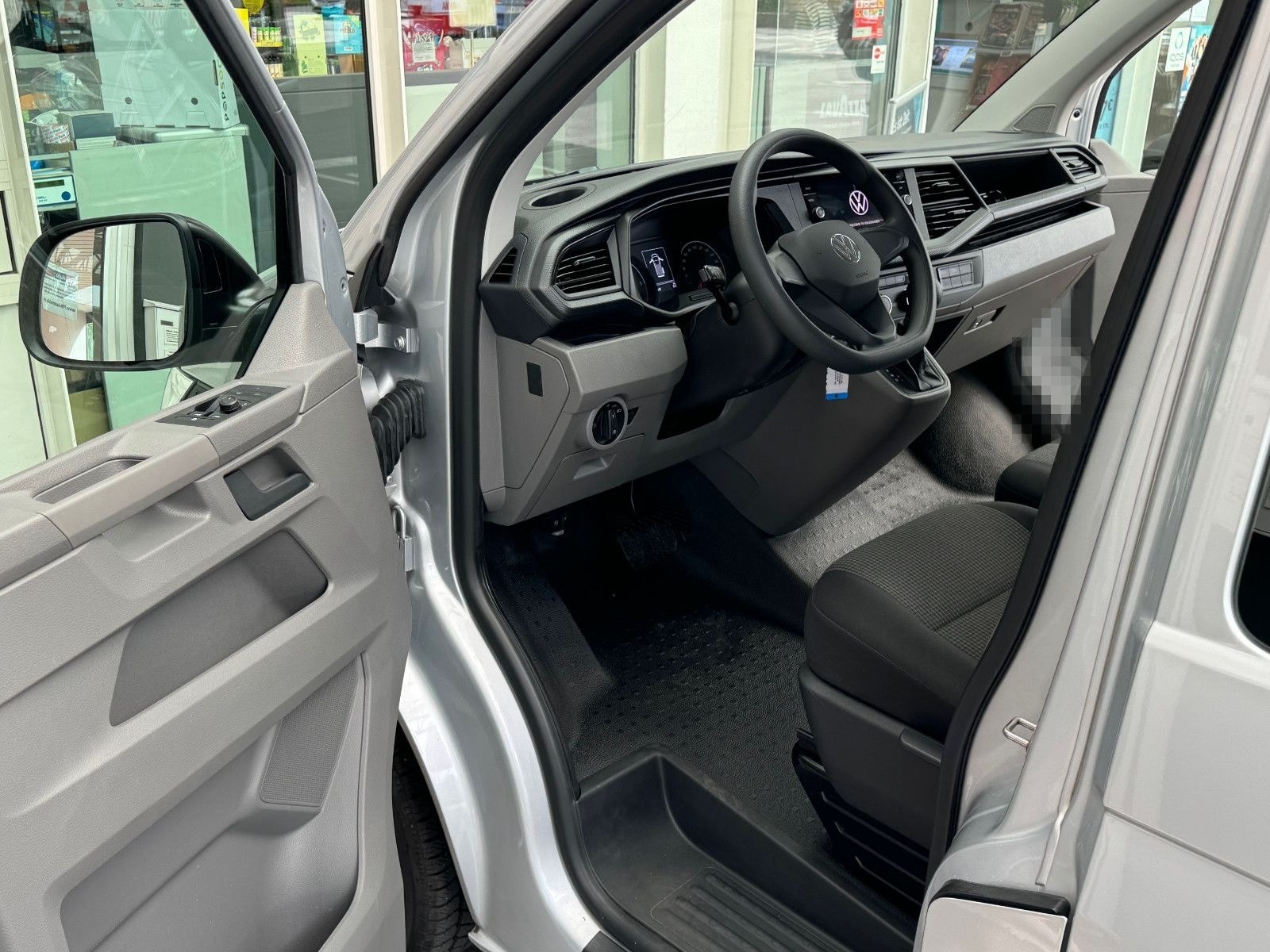 Volkswagen T6.1 2,0 TDI DSG Transporter Kombi LR AHK 9 Sitz foto 4
