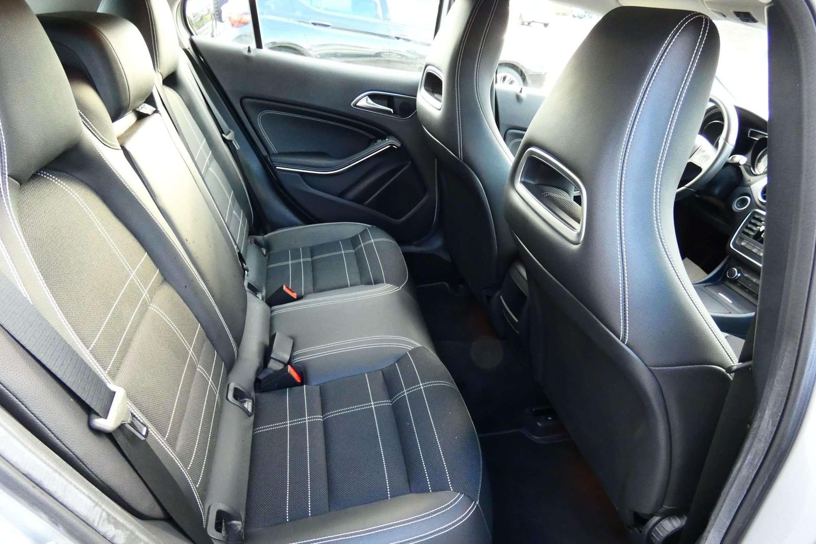 Mercedes-Benz GLA 200 GLA -Klasse (BM 156) foto 11