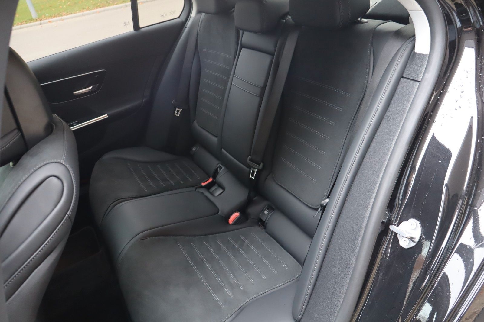 Mercedes-Benz C 220 C -Klasse Lim. AMG Line//LED/Schiebedach/ foto 12