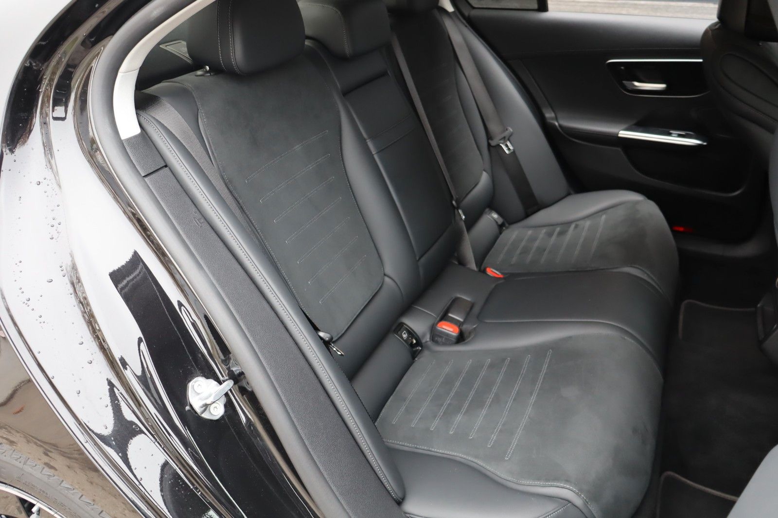 Mercedes-Benz C 220 C -Klasse Lim. AMG Line//LED/Schiebedach/ foto 16